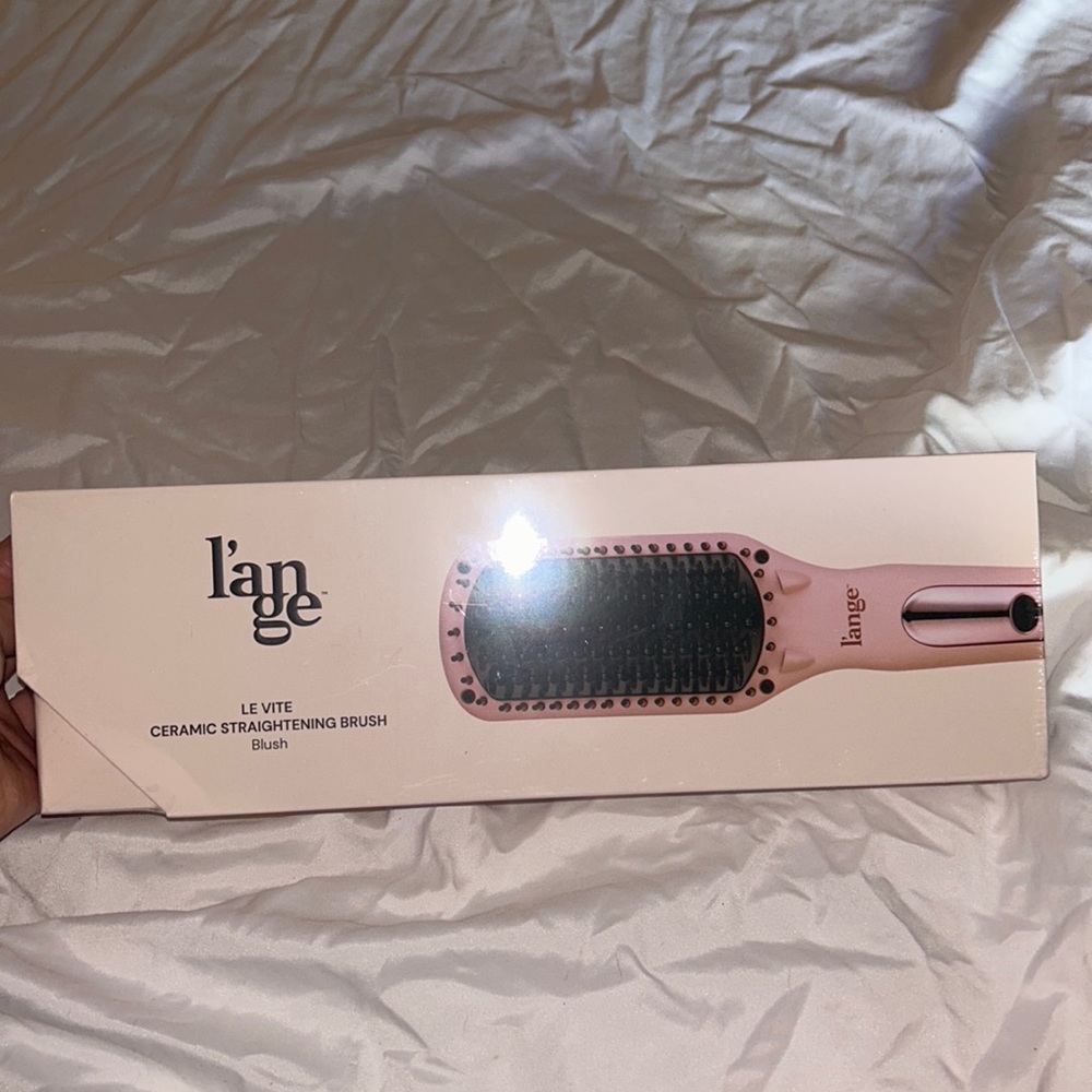 Brand new L’ange Ceramic Straightening Brush!